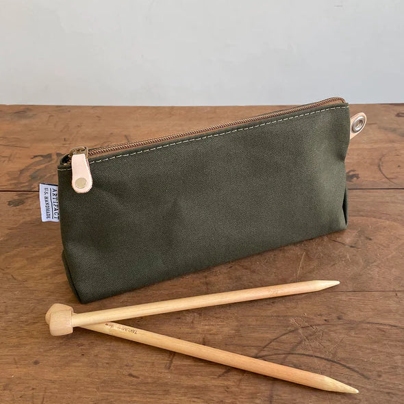 Artifact Knitting Long Pouch