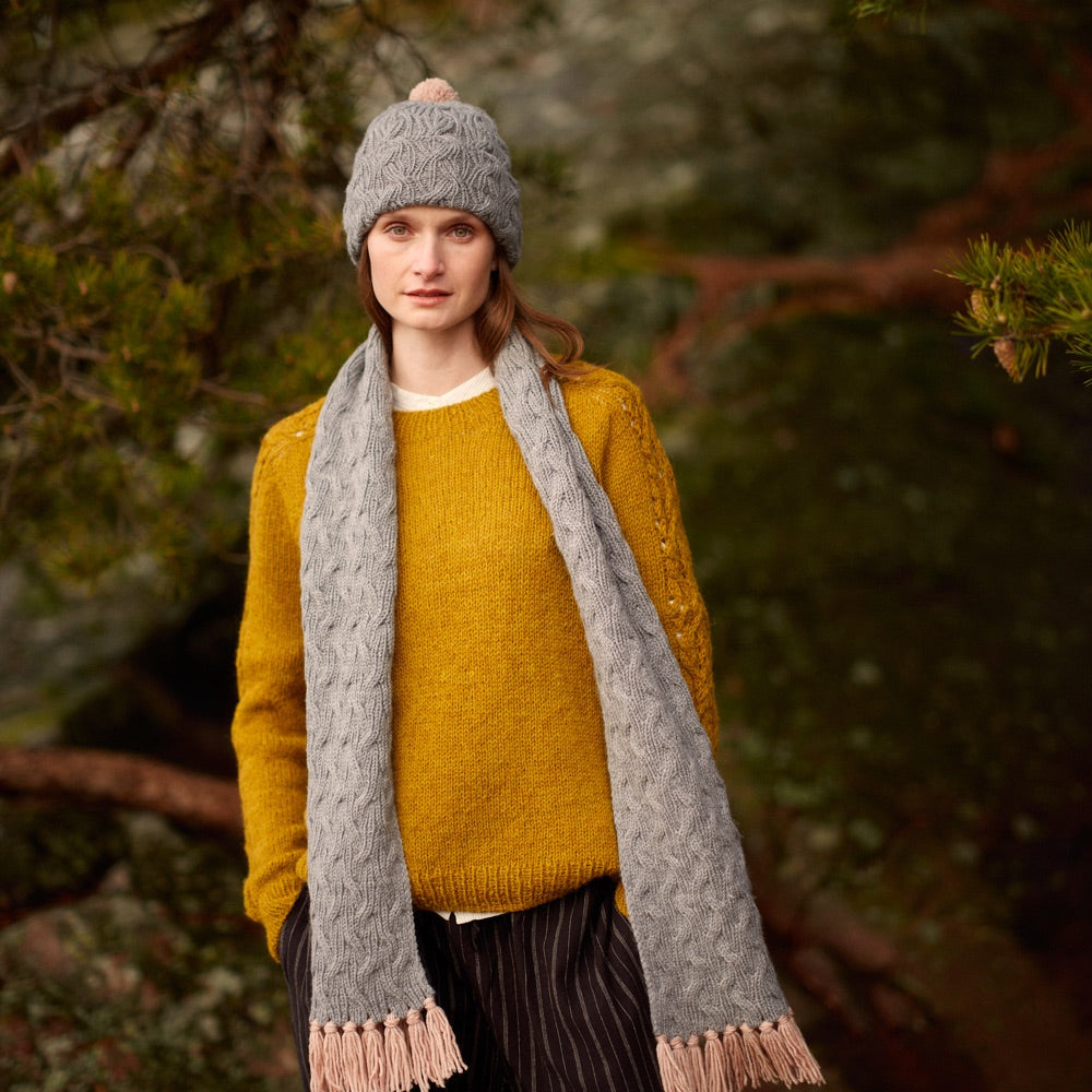 Entwined: Cables, Lace and Knitted Treasures
