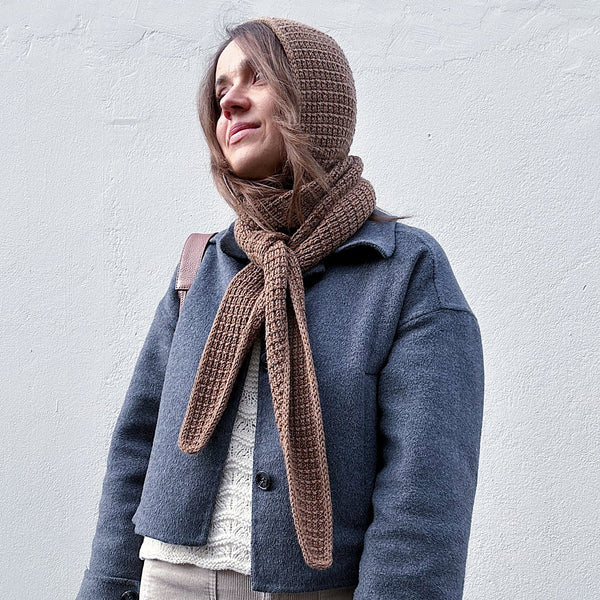 Contour Hooded Scarf