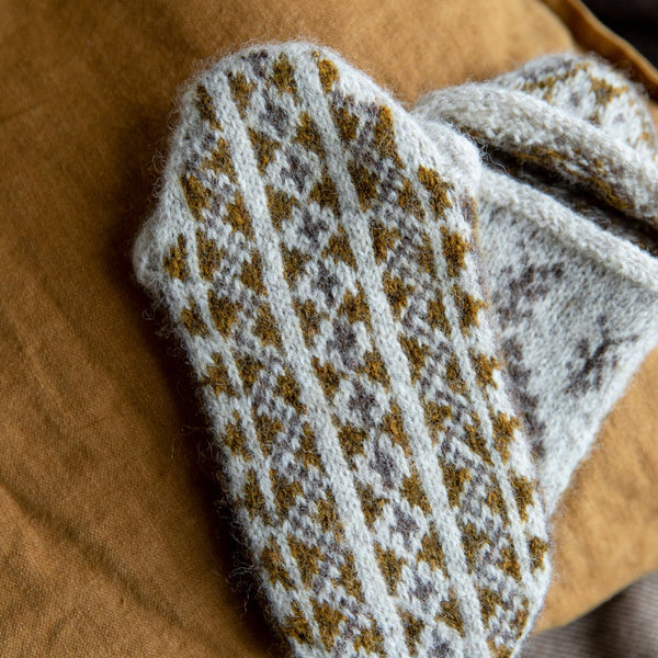 52 Weeks of Socks - Volume 2