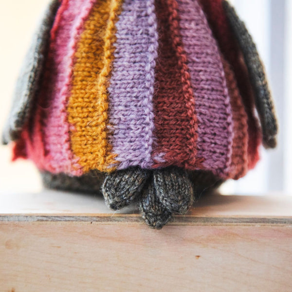 Mouche & Friends: Seamless Toys to Knit and Love by Cinthia Vallet